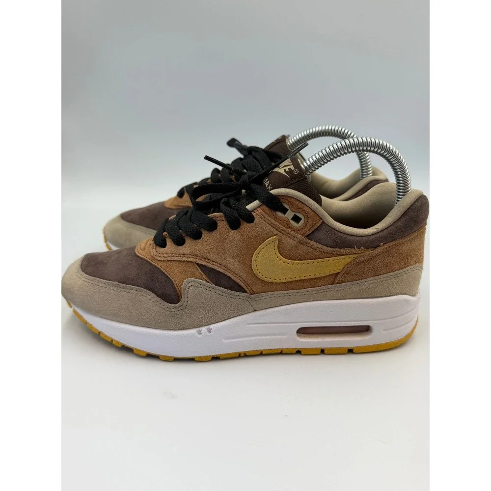 Nike Air Max 1‎ PRM Duck Pecan Yellow Ochre Suede Sneakers Women's Sz 5